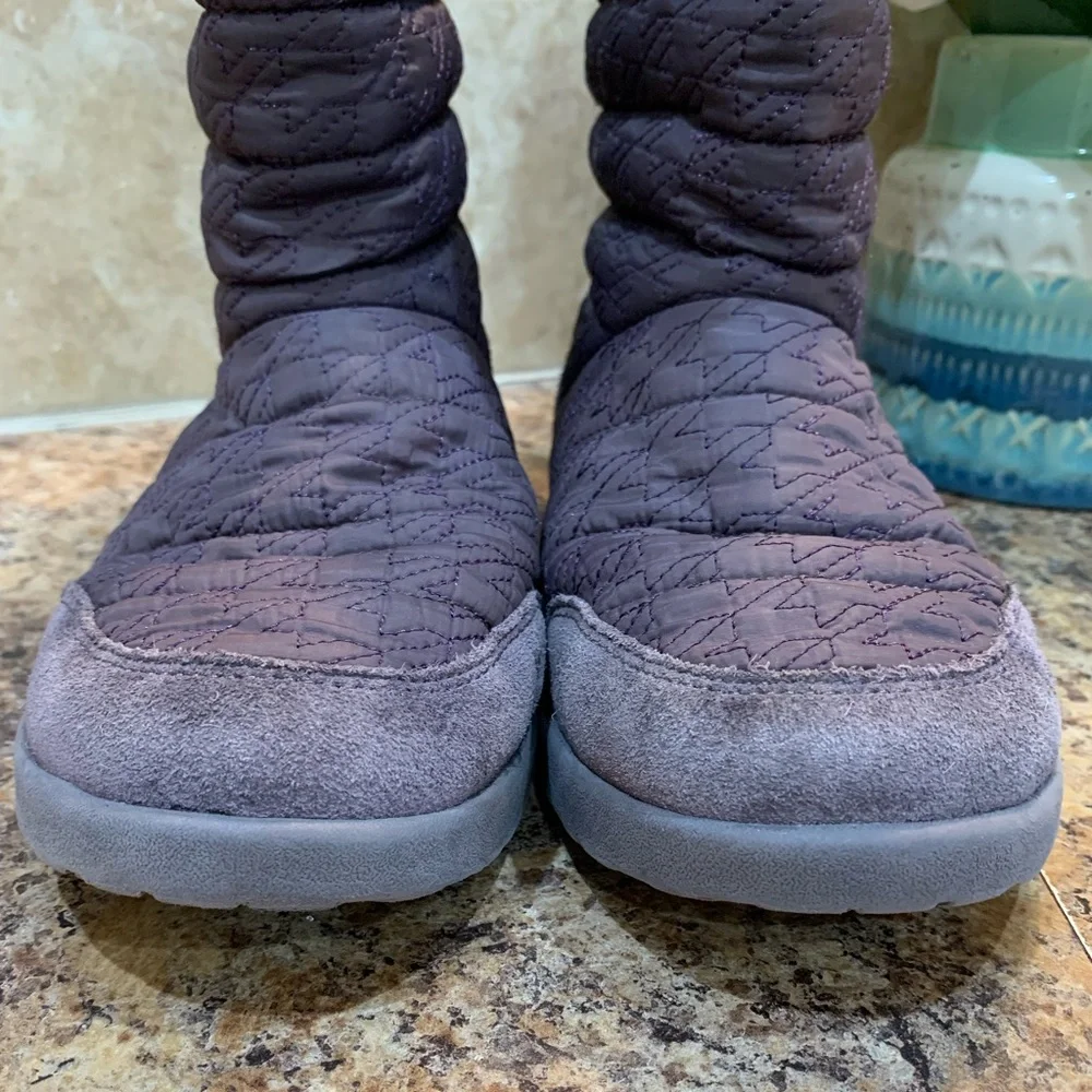 Ugg Nightshade Houndstooth Quilted Puffy Boots Size 6